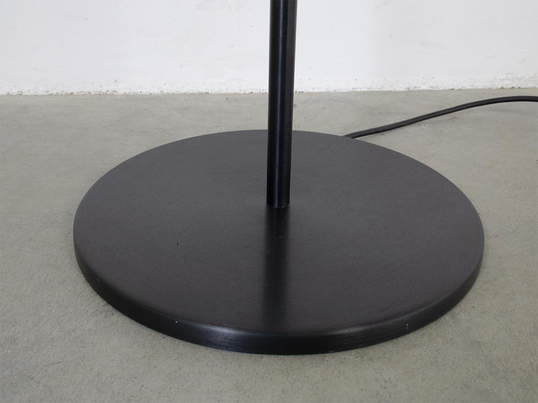 Valerie Objects floorlamp halo Maarten De Ceulaer 8