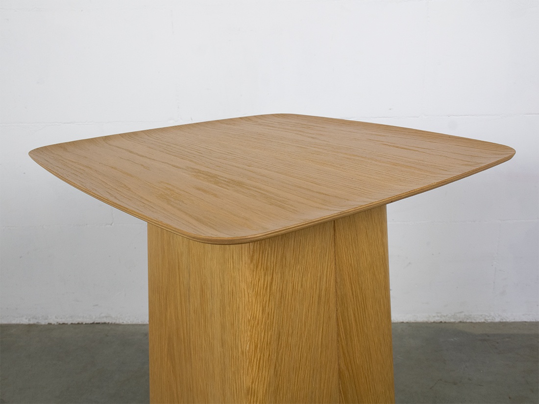 Vitra wooden side table Ronan Erwan vk 3