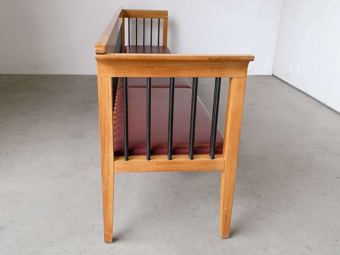 Houten bank wijnrode leren zitting 5