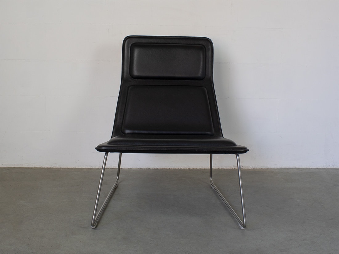 Cappellini Jasper Morrison low pad fauteuil zwart 4