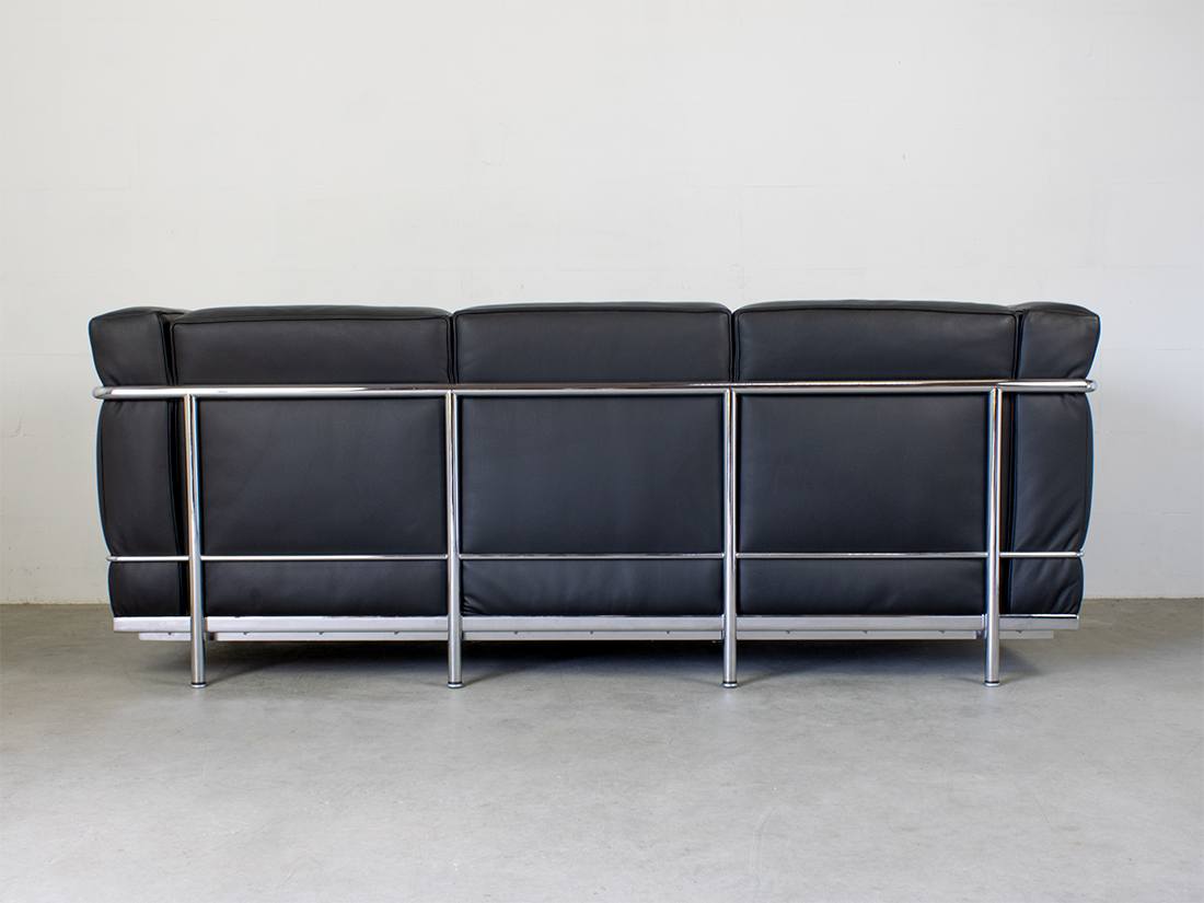Cassina Le Corbusier LC2 bank 5