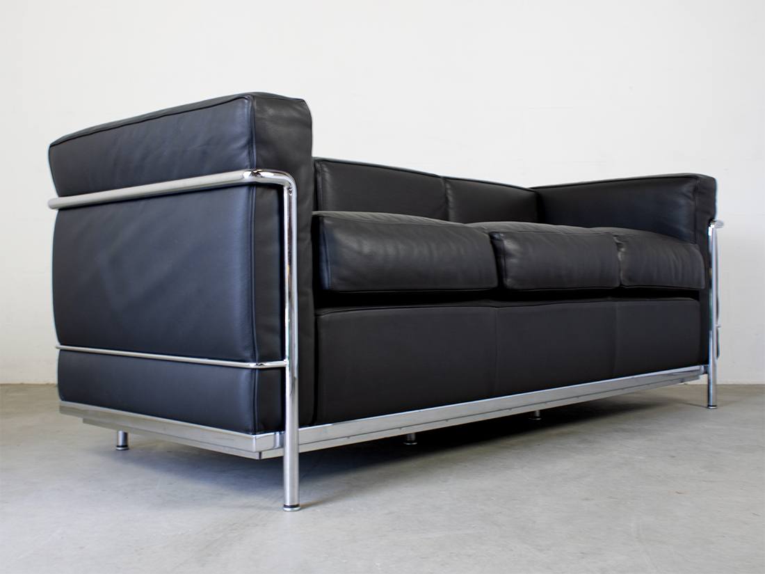 Cassina Le Corbusier LC2 bank 6