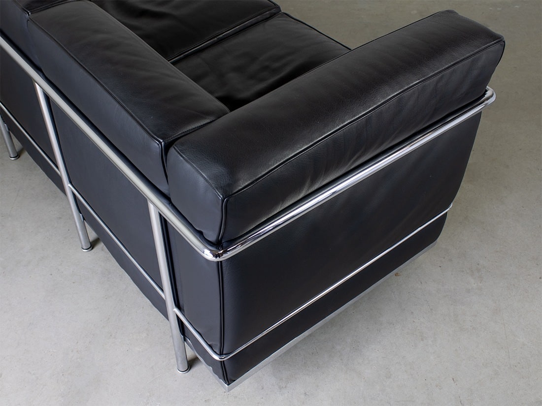 Cassina Le Corbusier LC2 bank 8