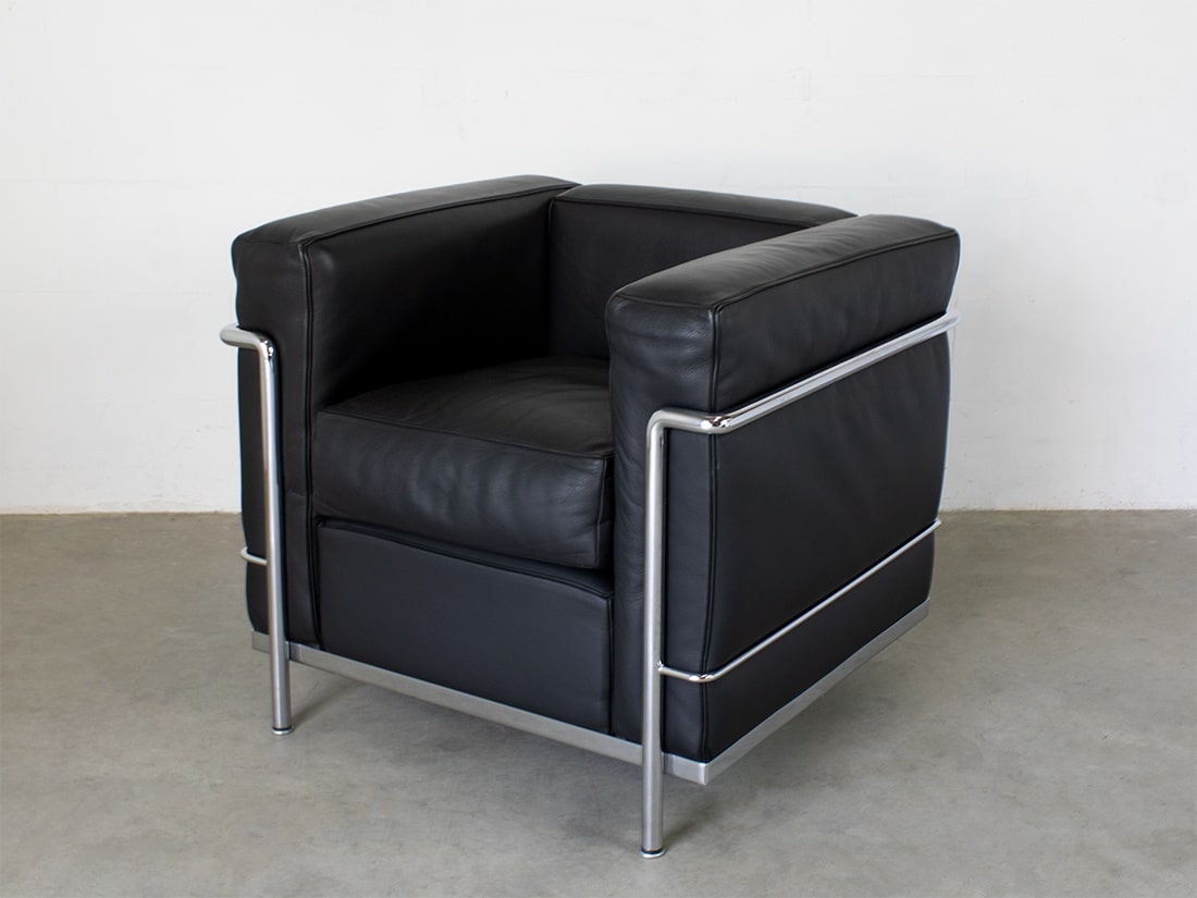 Cassina Le Corbusier LC2 fauteuil zwart 5