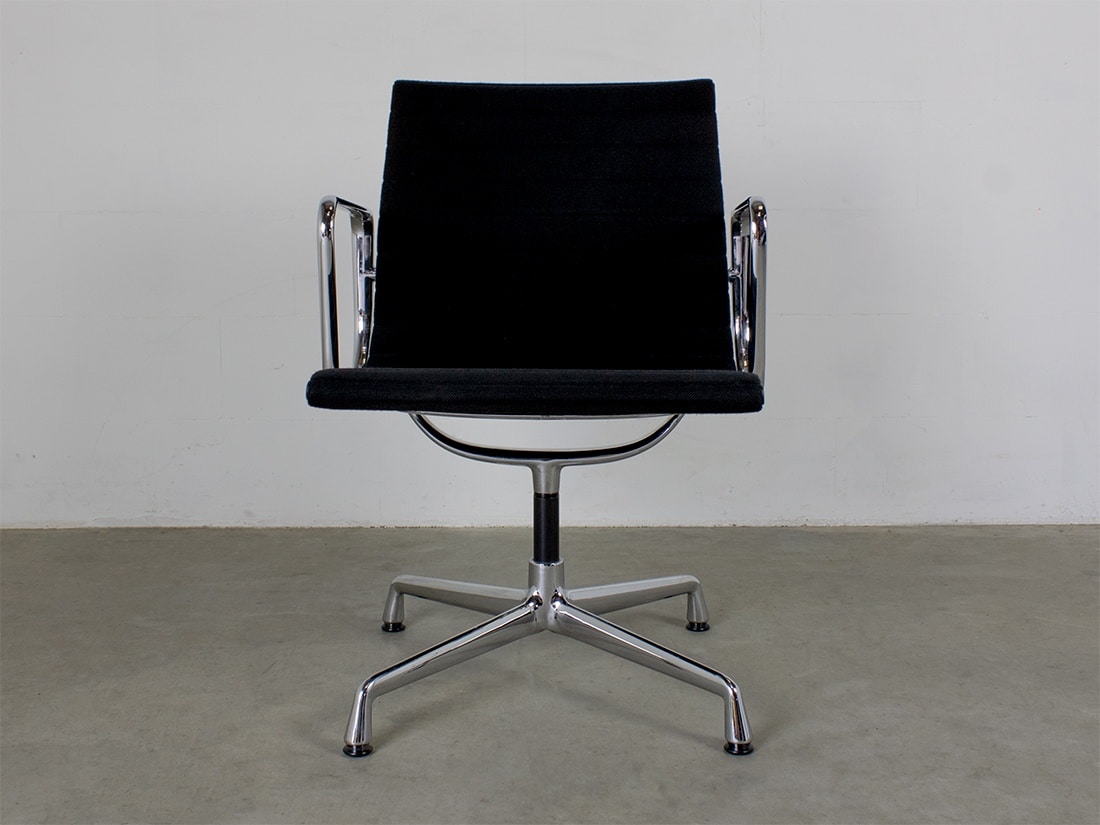 Vitra Eames EA 107 hopsak zwart 5
