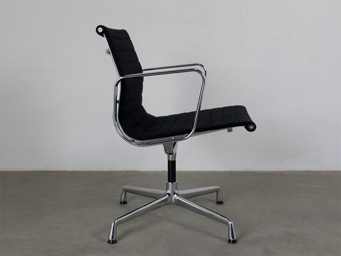 Vitra Eames EA 107 hopsak zwart 6