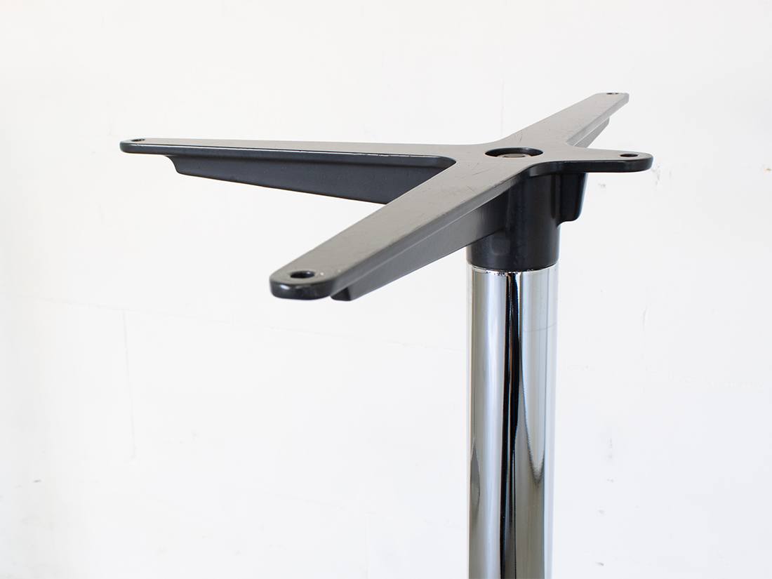 Vitra Eames onderstel bureau 4
