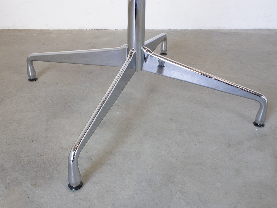 Vitra Eames onderstel tafel 4