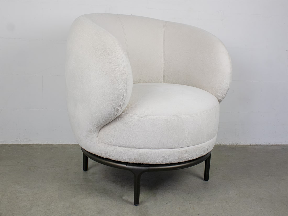 Wittmann Vuelta Armchair Rotating Jaime Hayon 3