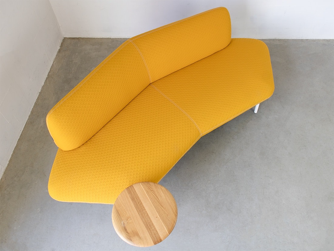 Haworth Openest Feather Sofa Patricia Urquiola geel 5