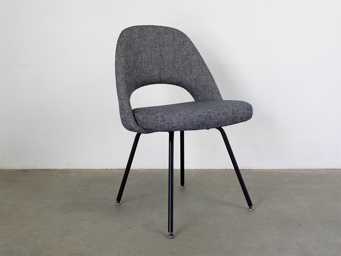 Knoll Saarinen Eetkamer stoel denim 2