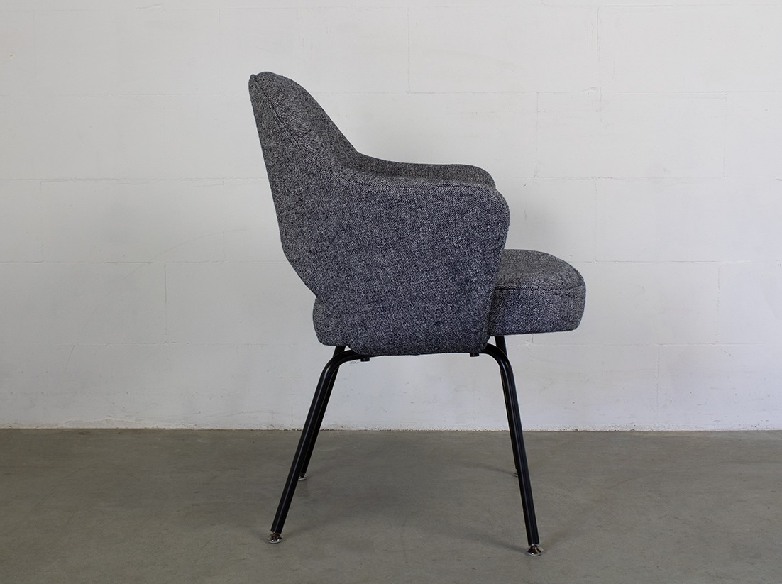 Knoll Saarinen Executive Chair 3