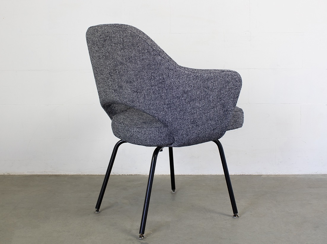 Knoll Saarinen Executive Chair 4