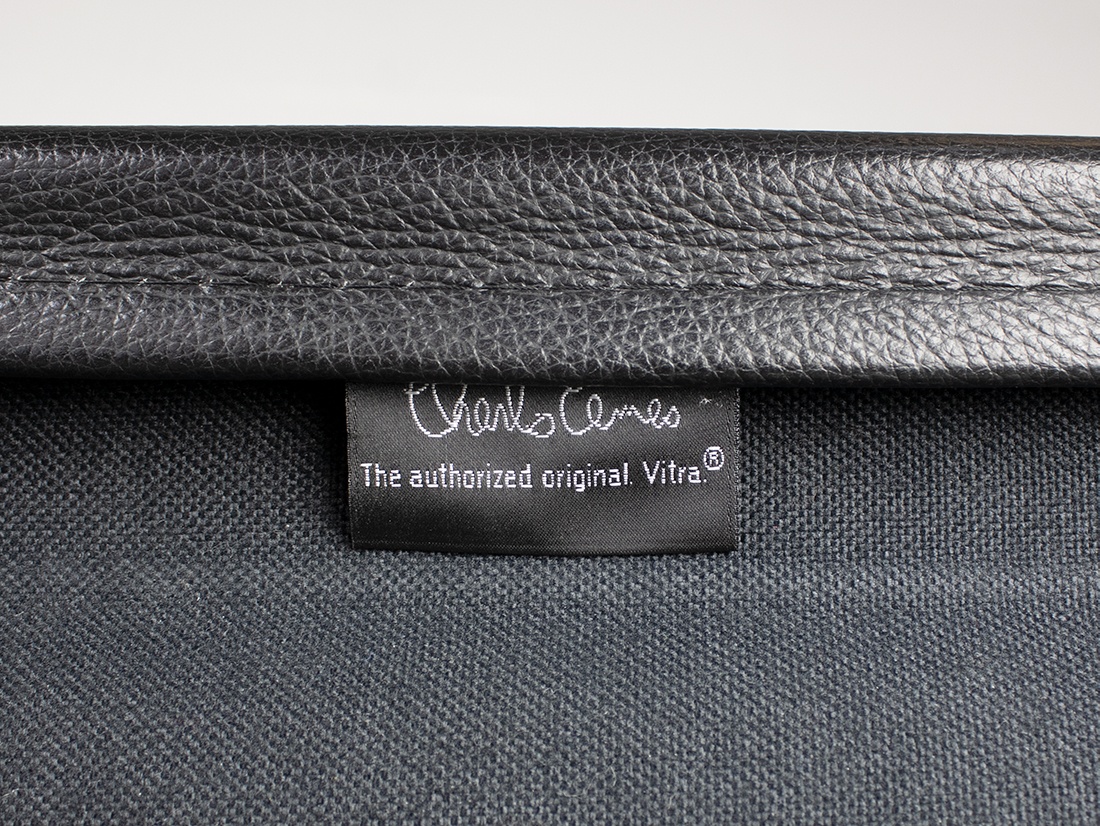 Eames EA 119 Vitra Zwart leather 7