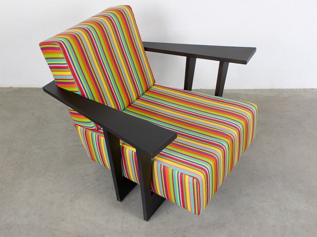 Neil David F2 armchair 5