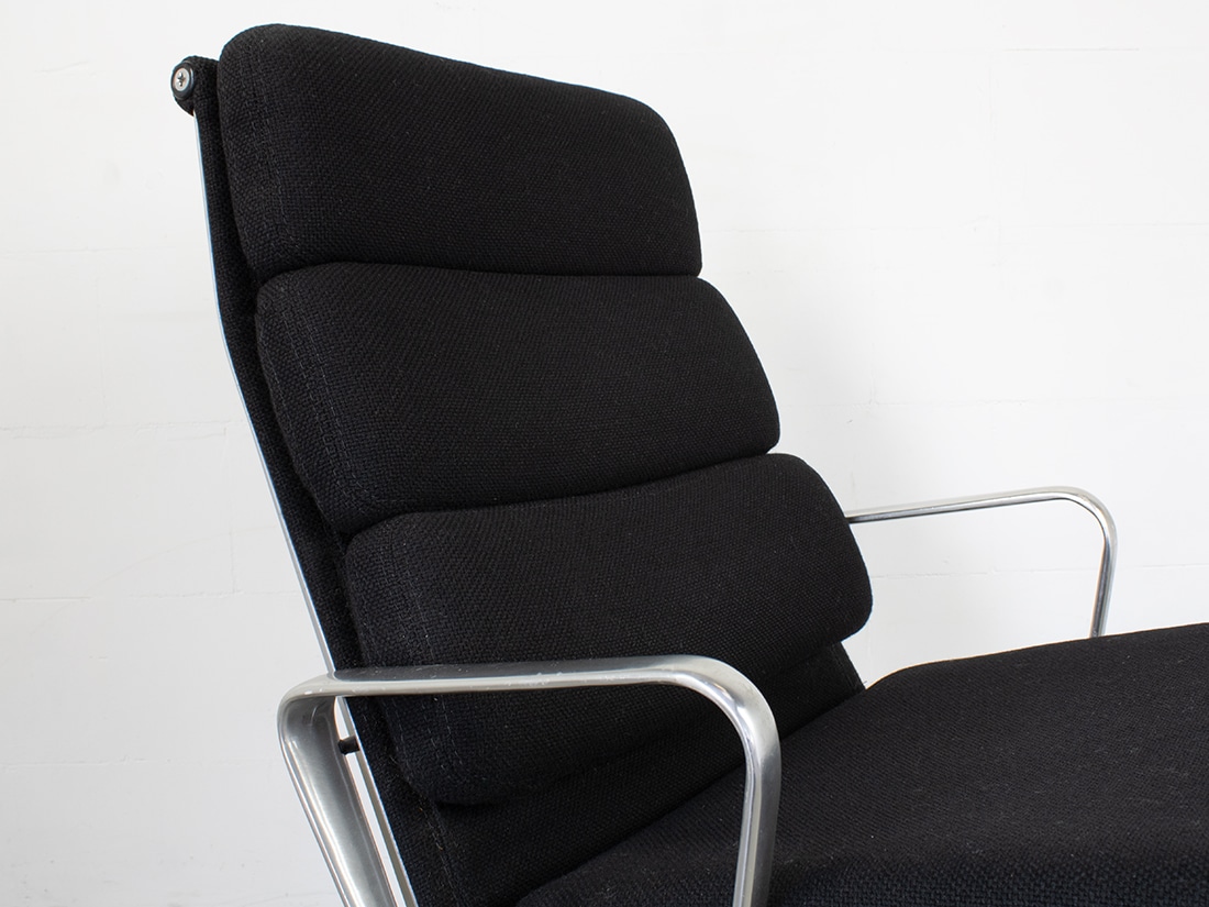 Herman Miller Eames EA 216_6