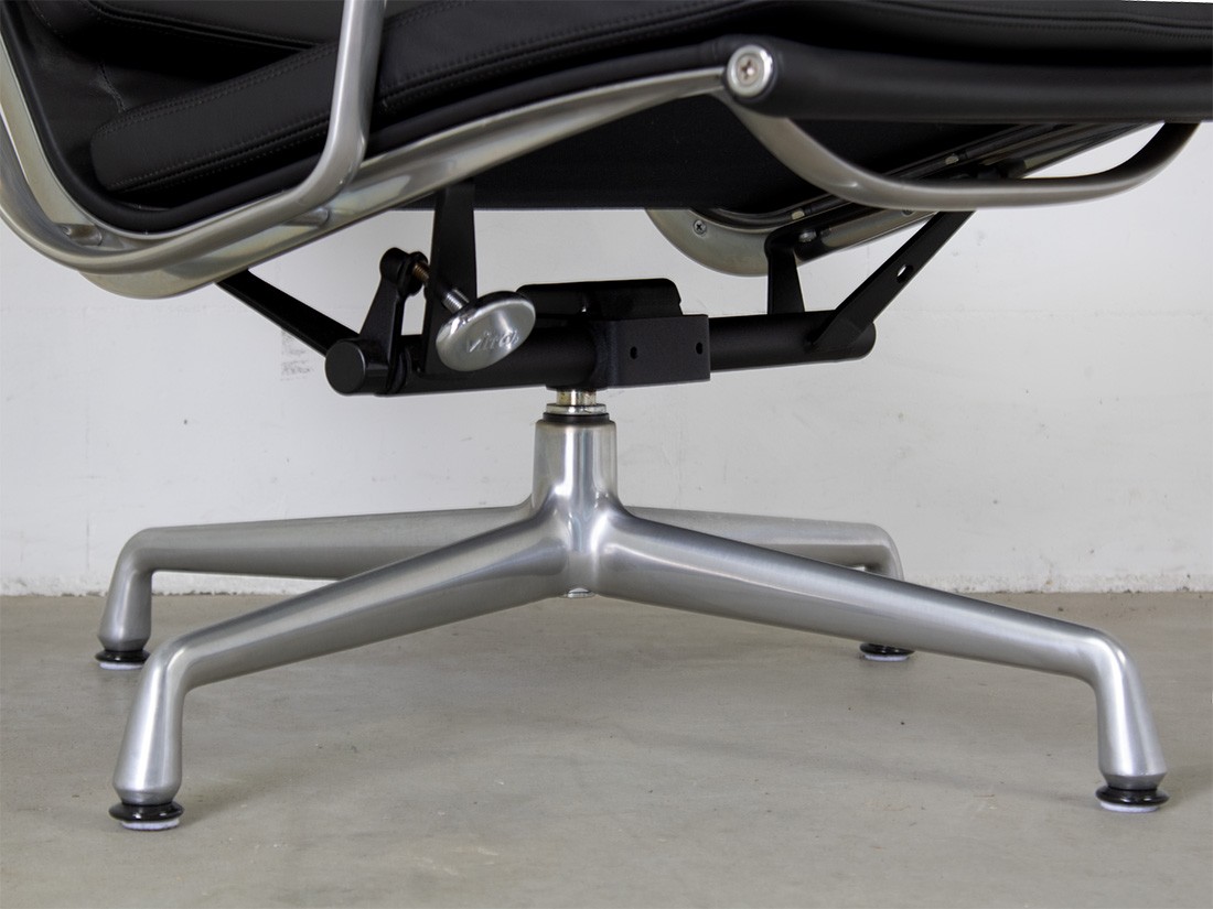 Vitra Eames 222 zwart 7