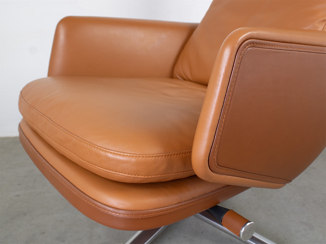 Vitra Grand Relax fauteuil cognac 5